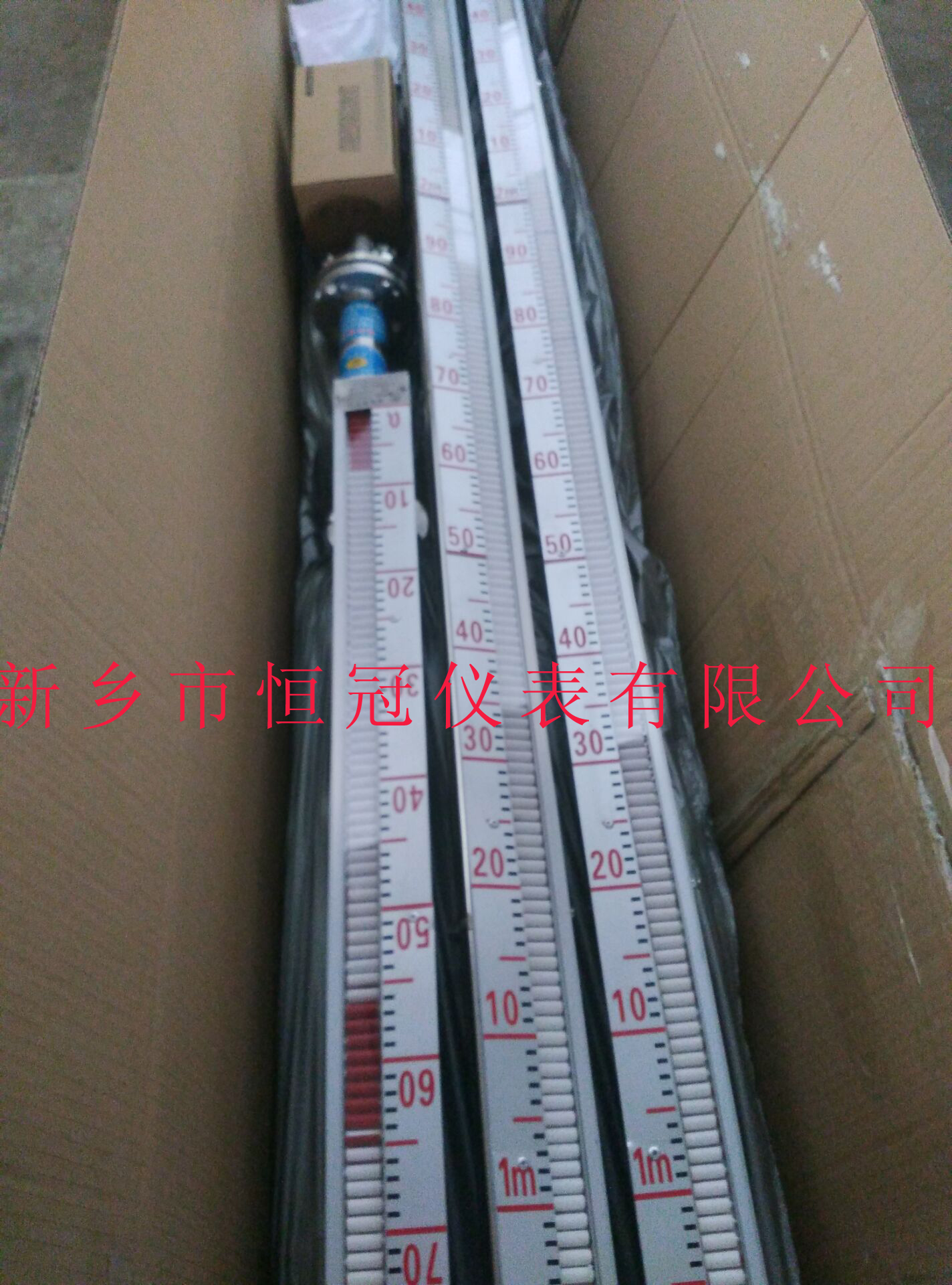 大連訂制的磁性翻板式液位計(jì)已發(fā)貨，李經(jīng)理您保持手機(jī)暢通，以方便接收